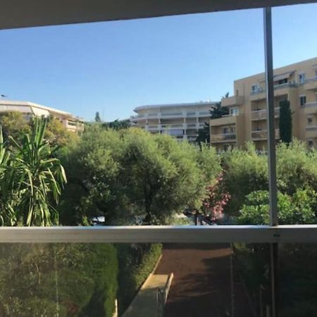 Studio Residence Le Tanit Antibes Bagian luar foto